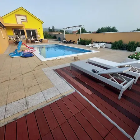 Revita Cocktail * モスタル