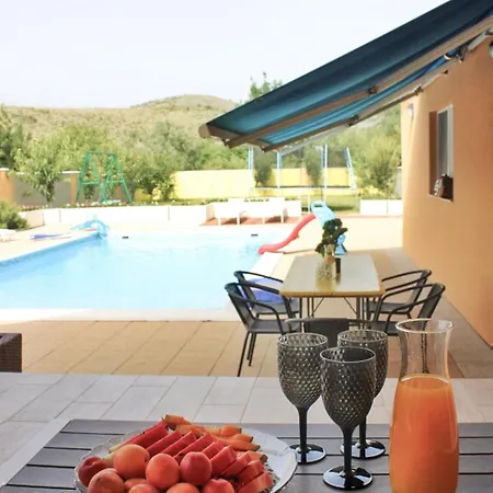 Revita Cocktail Holiday home Mostar