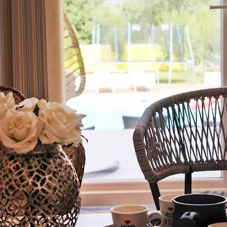 Revita Cocktail 別荘 *